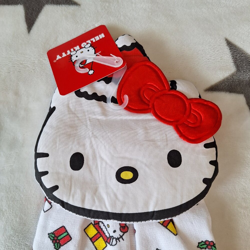 Hello‎ Kitty Head With Red Bow Christmas Holiday Gift Decor Kitchen Hand Towel - Picture 3 of 10
